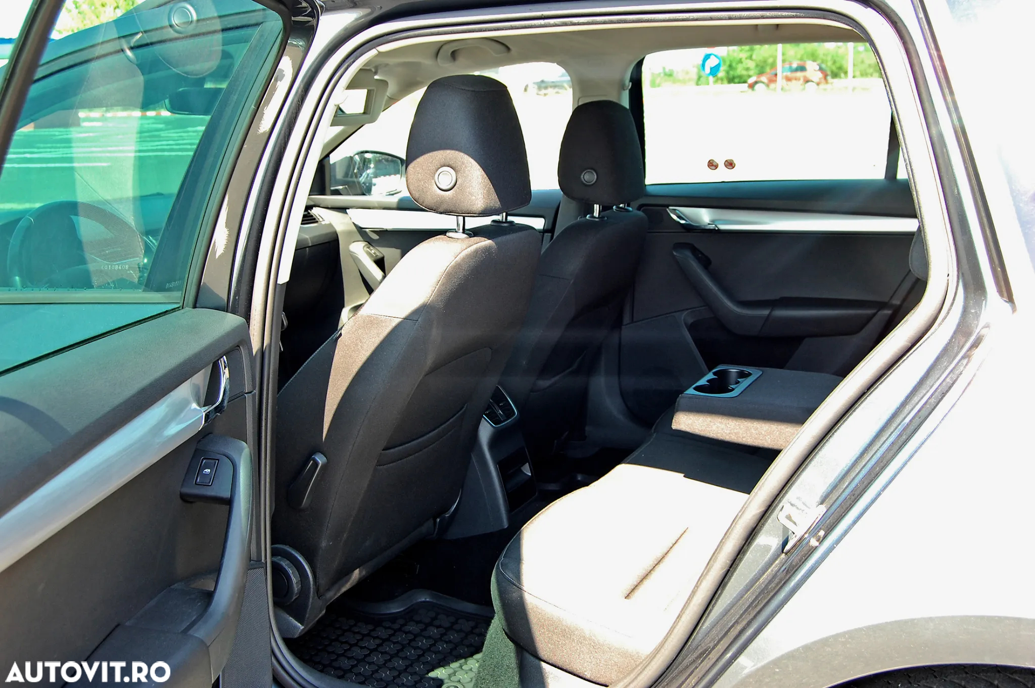 Skoda Octavia 2.0 TDI DSG Style - 19
