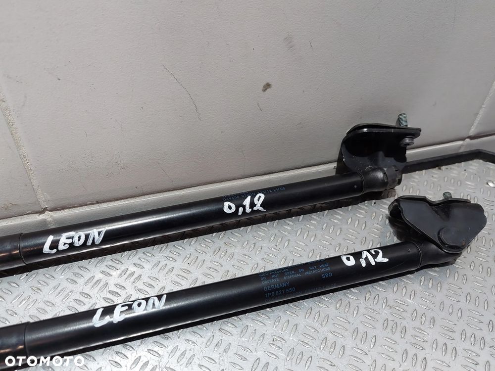 SIŁOWNIKI KLAPY BAGAŻNIKA SEAT LEON II 2 R2012 NR 1P9827550 - 2