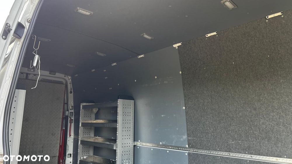 Mercedes-Benz Sprinter 319 - 31