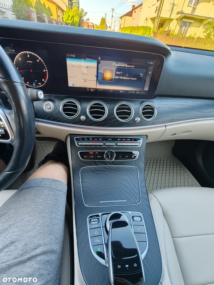 Mercedes-Benz Klasa E 220 d 4-Matic Avantgarde - 16