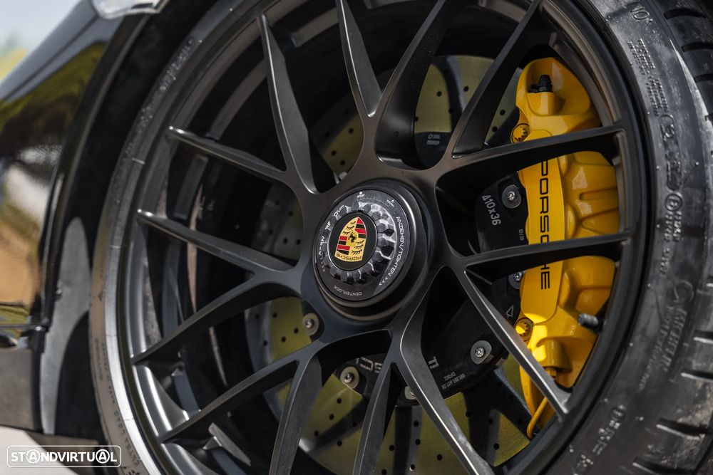 Porsche 911 (991) Turbo S - 10