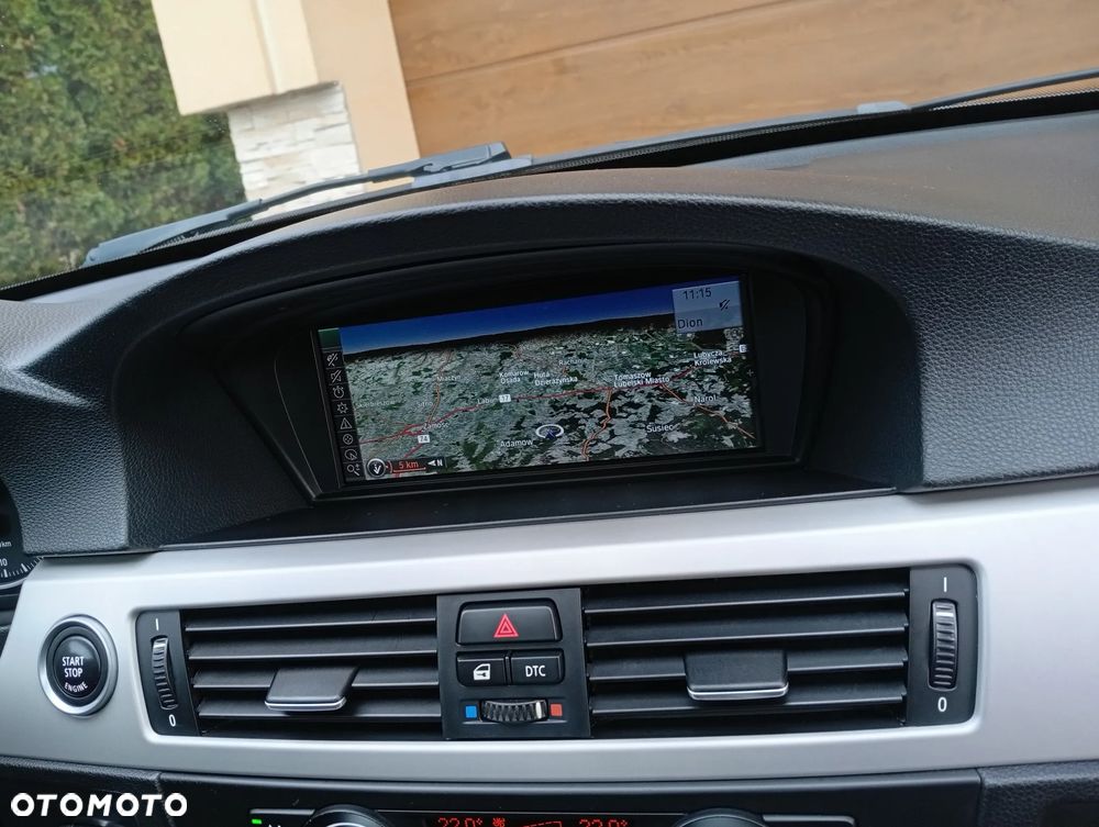 BMW Seria 3 320d DPF Edition Sport - 17