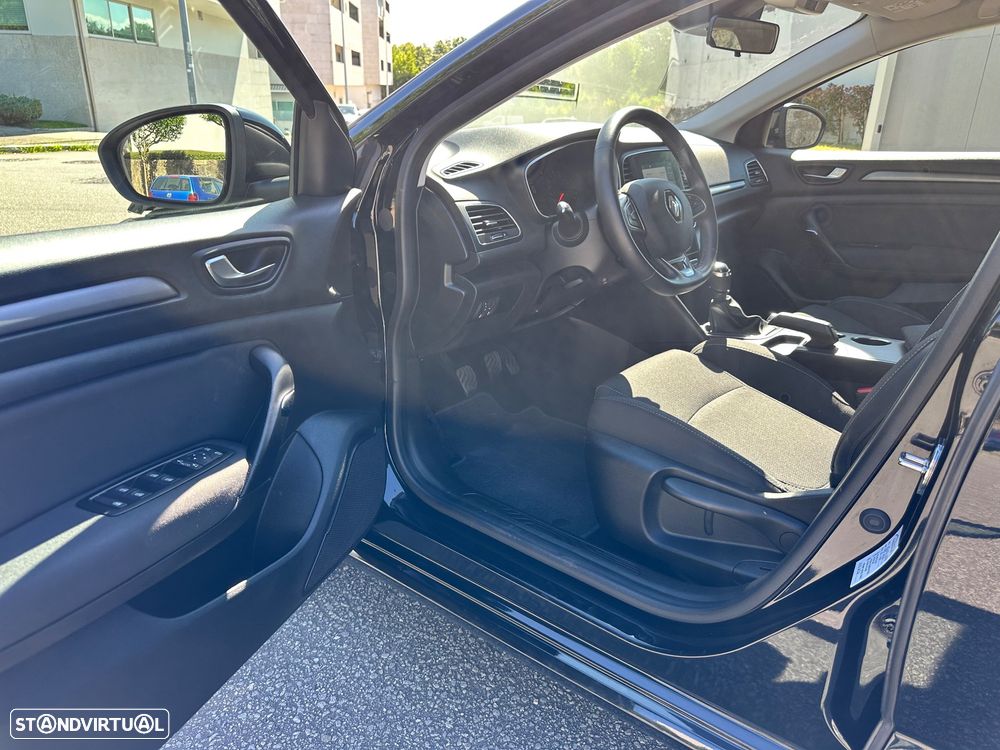 Renault Mégane BLUE dCi 115 LIMITED - 14