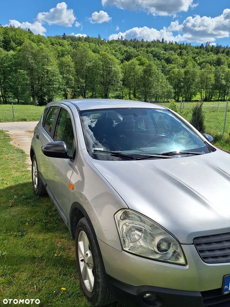 Nissan Qashqai 2.0 Visia - 1