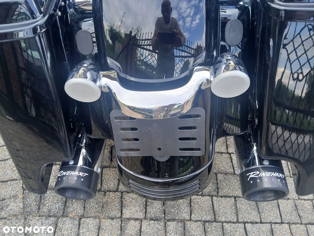Harley-Davidson Touring Road Glide - 8