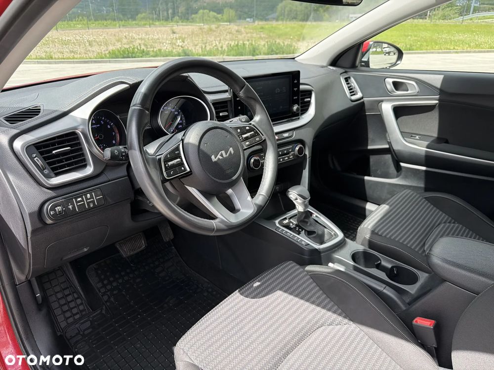 Kia Ceed 1.5 T-GDI M DCT - 10