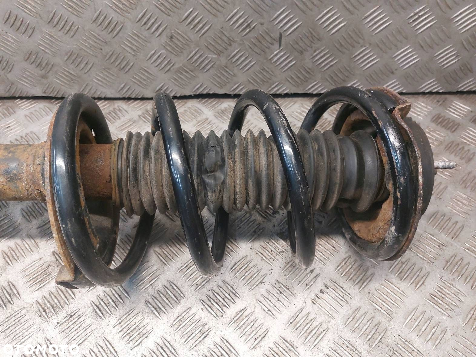 AMORTYZATOR SPRĘŻYNA ZWROTNICA LEWY PRZÓD  FORD TRANSIT V 2.0 DI - 2