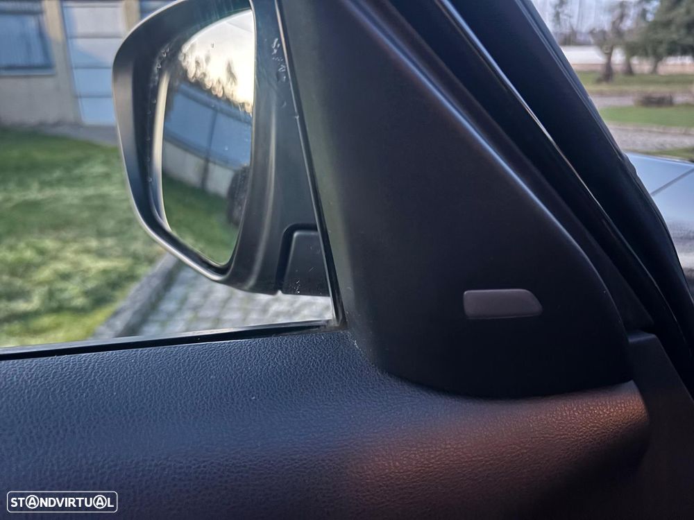 Nissan Juke 1.5 dCi N-Connecta P.Ext.1 Detroit Red - 17