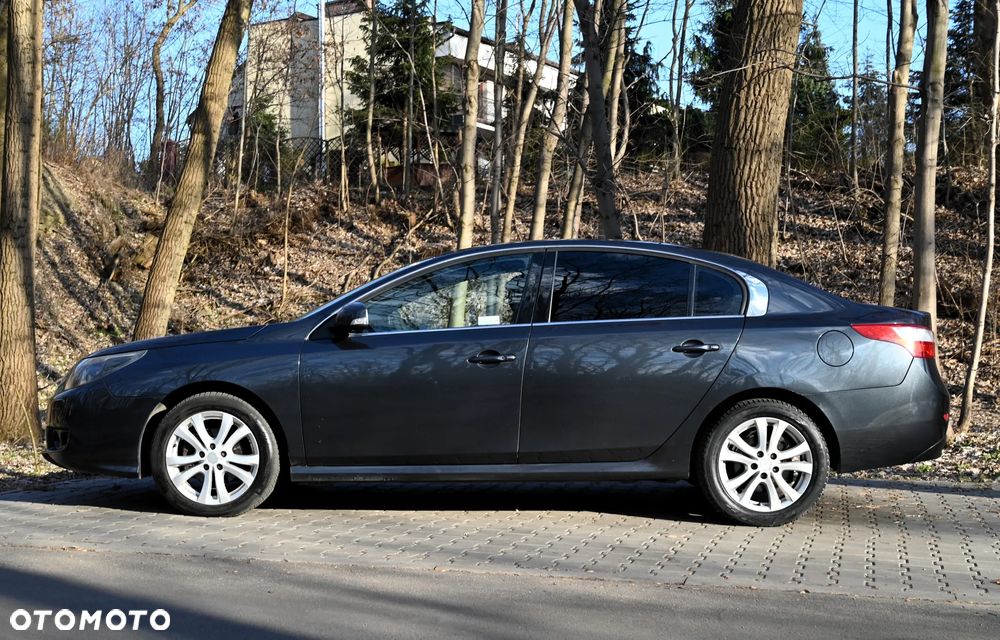 Renault Latitude - 20
