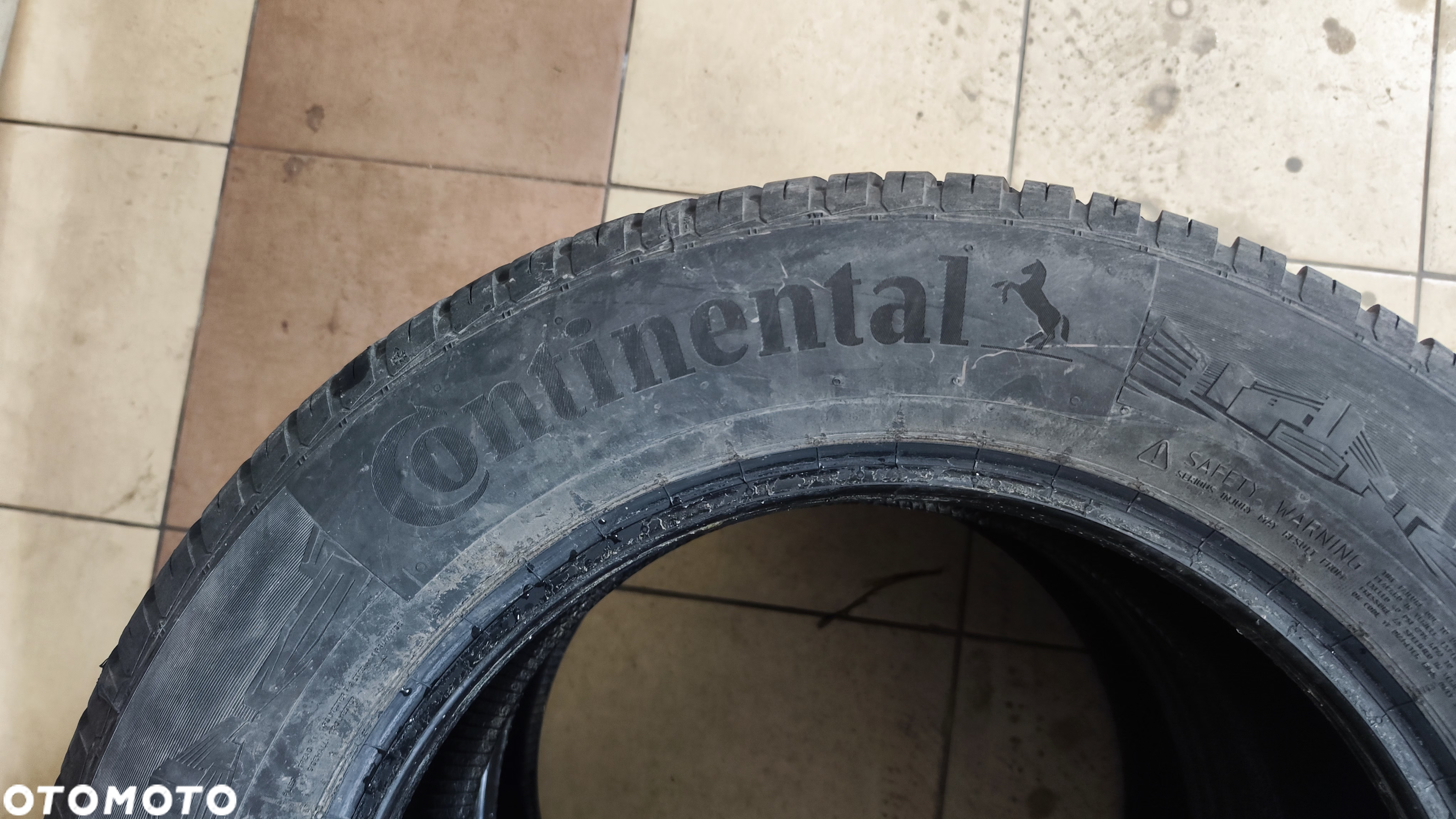 Dwie opony wielosezonowe Continental 235/60/17nowe - 3