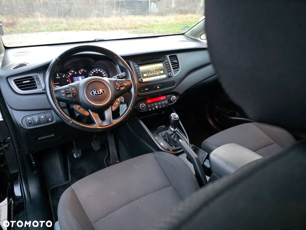 Kia Carens 1.7 CRDi 115 Fifa World Cup Edition - 9