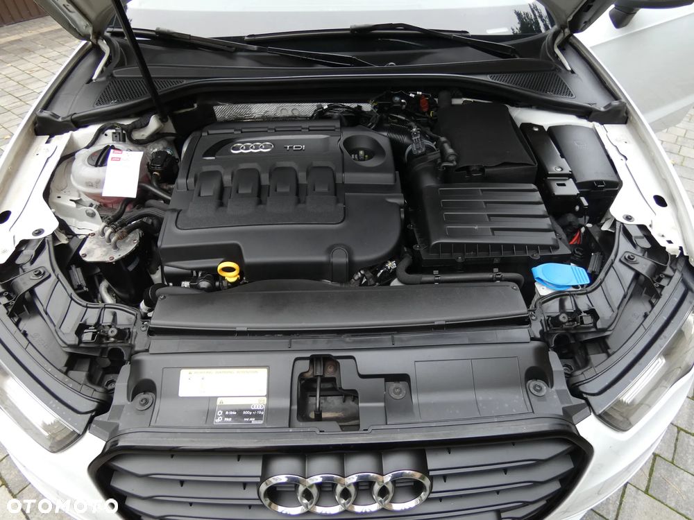 Audi A3 Sportback 1.6 TDI (clean diesel) S line Sportpaket - 19