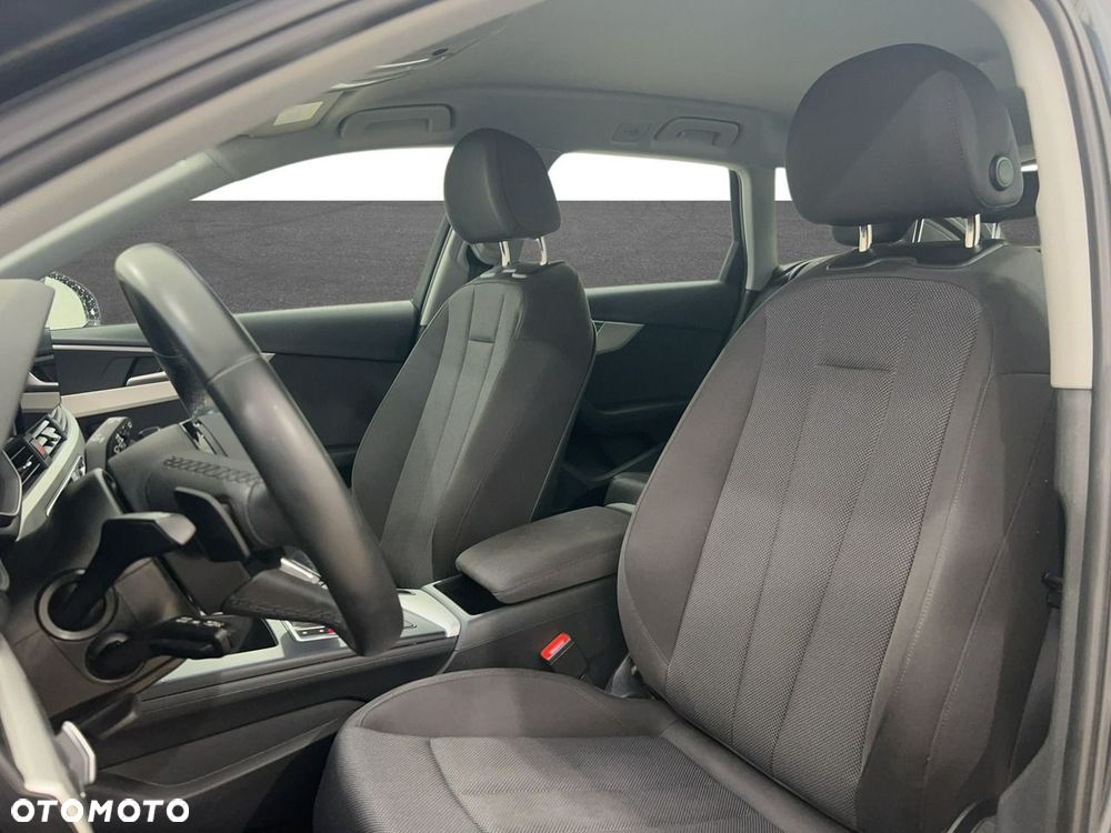 Audi A4 Avant 35 TFSI mHEV S tronic - 16