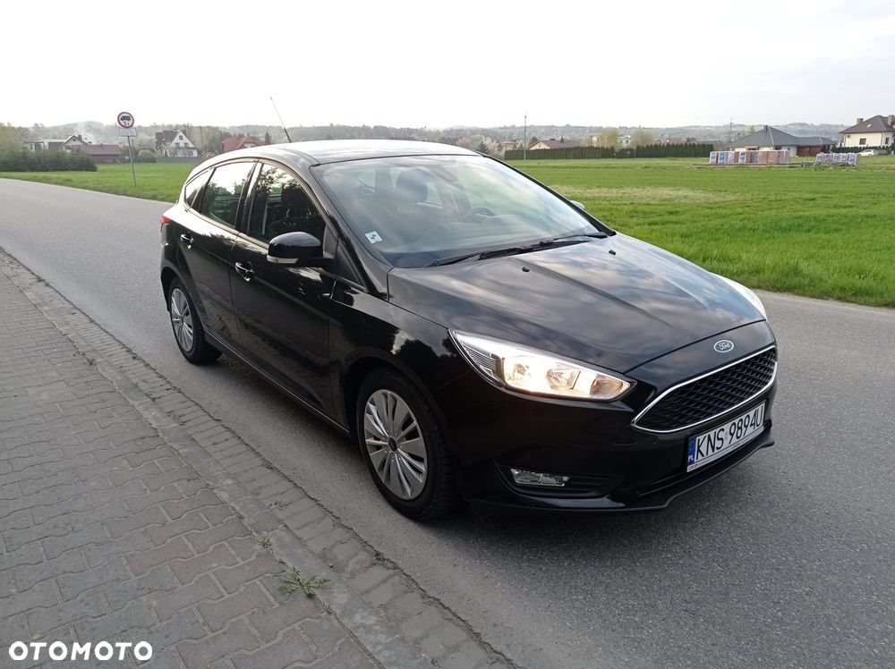 Ford Focus 1.0 EcoBoost Ambiente - 1