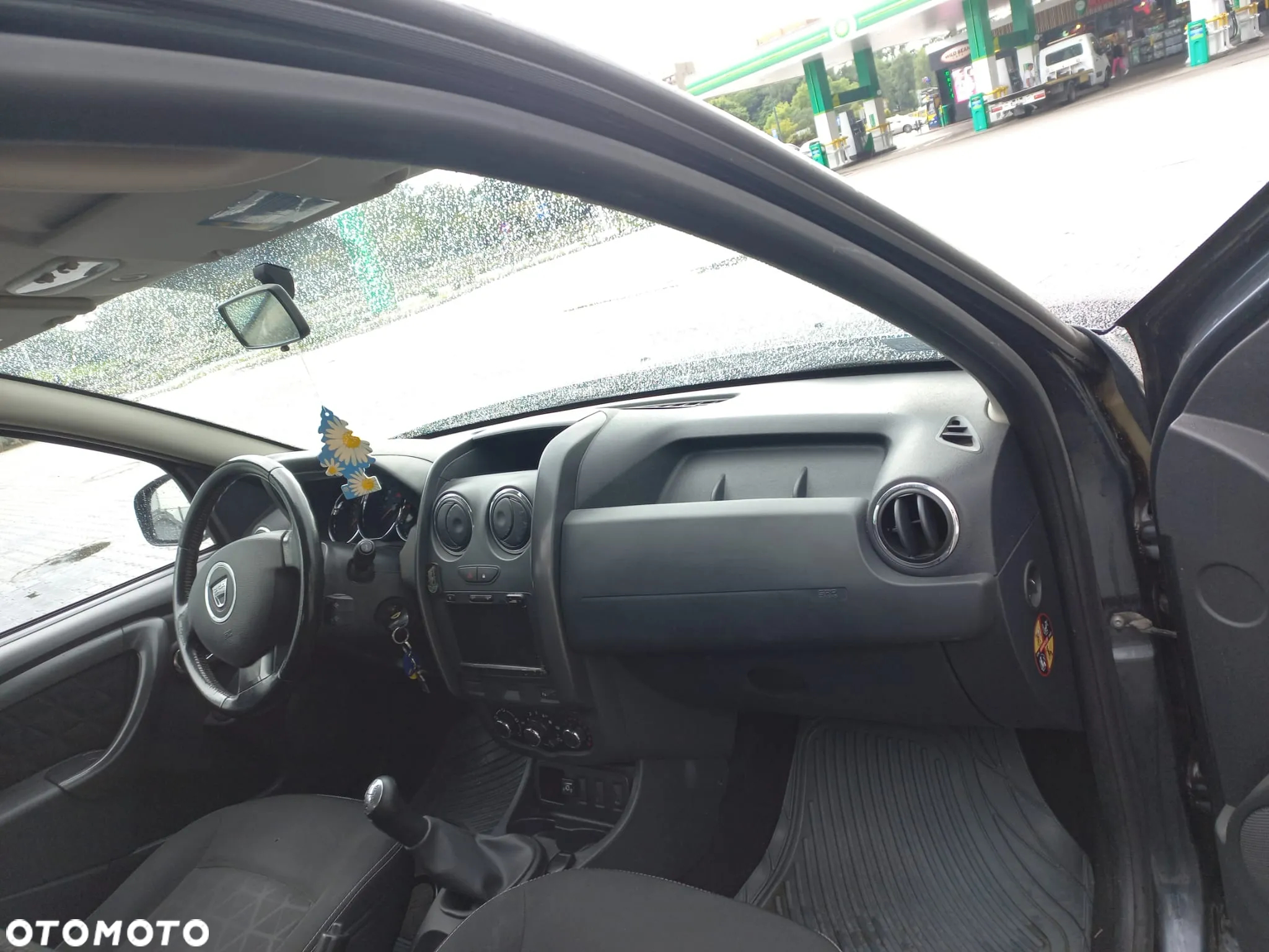 Dacia Duster 1.6 Laureate - 12