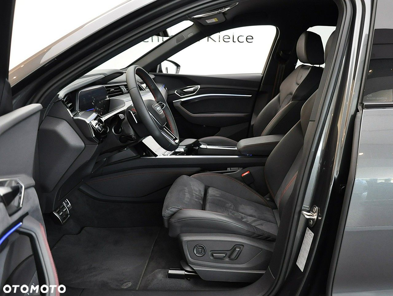 Audi Q8 - 16