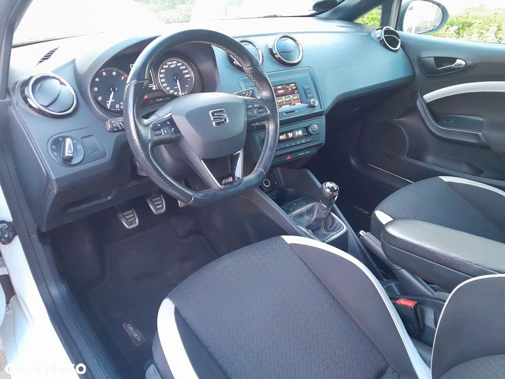 Seat Ibiza SC 1.8 TSI S&S Cupra - 9