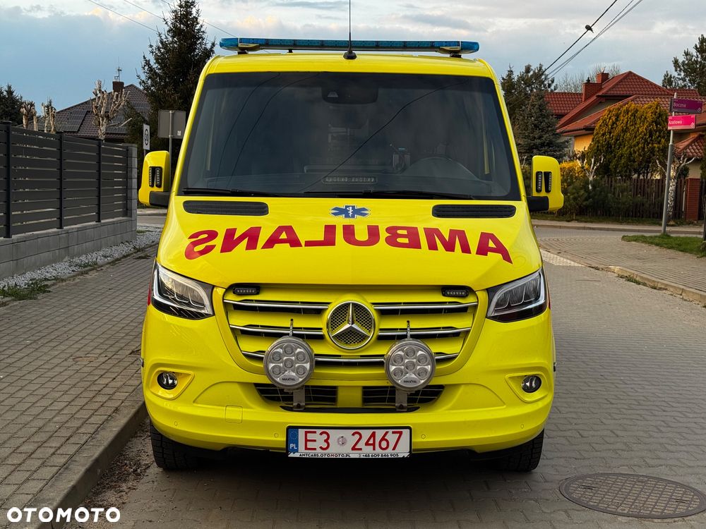 Mercedes-Benz Sprinter - 28