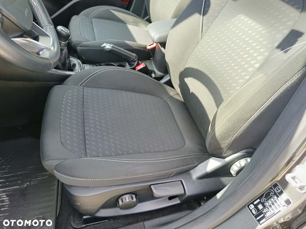 Ford Fiesta 1.1 S&S TITANIUM - 35