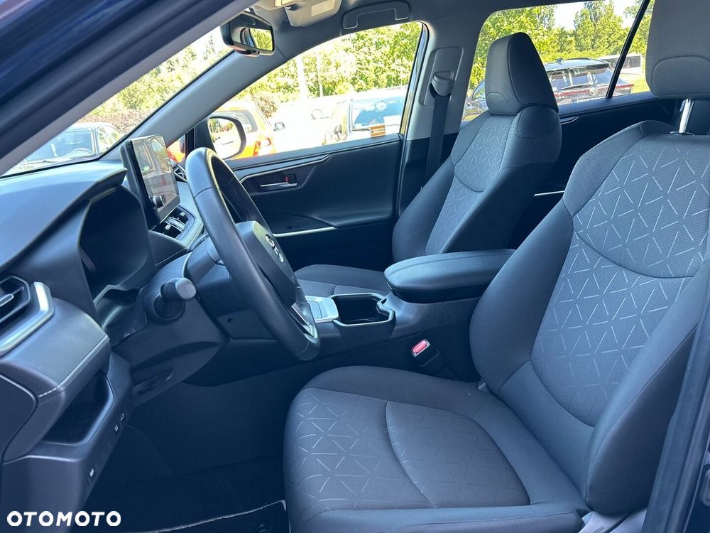 Toyota RAV4 - 9