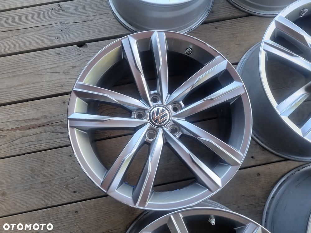 VW PASSAT 3G0,TIGUAN,SEAT LEON,SKODA SUPERB,AUDI 8X18 ET44 5X112 bdb stan - 8