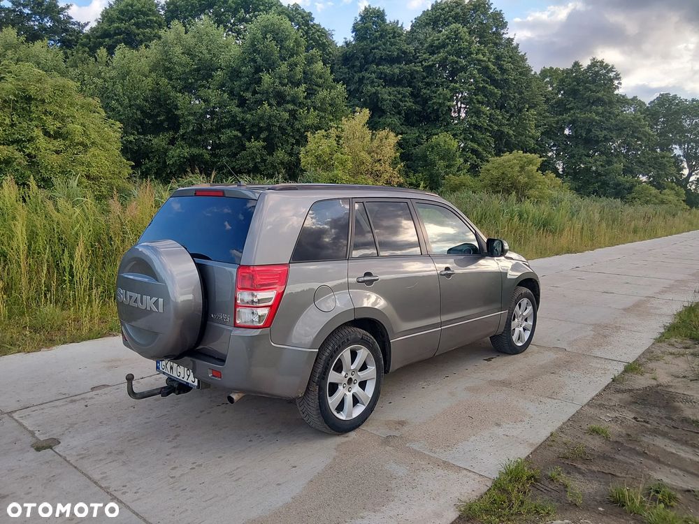 Suzuki Grand Vitara 1.9 DDiS Elegance EU5 - 3