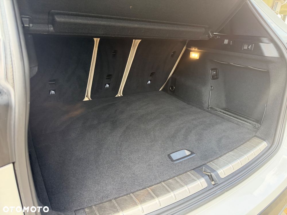 BMW X1 - 32