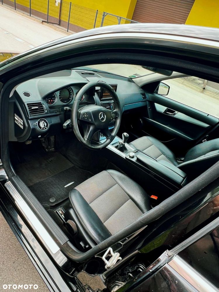 Mercedes-Benz Klasa C 200 Kompressor - 11