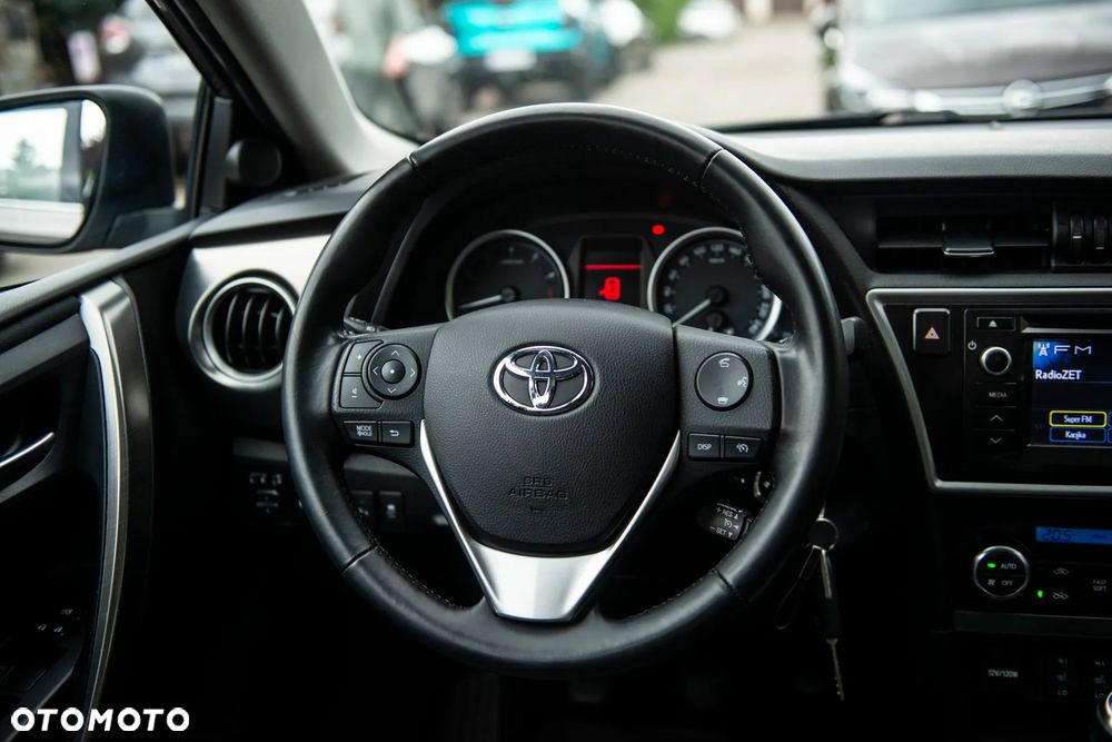 Toyota Auris 1.6 Valvematic Edition - 32