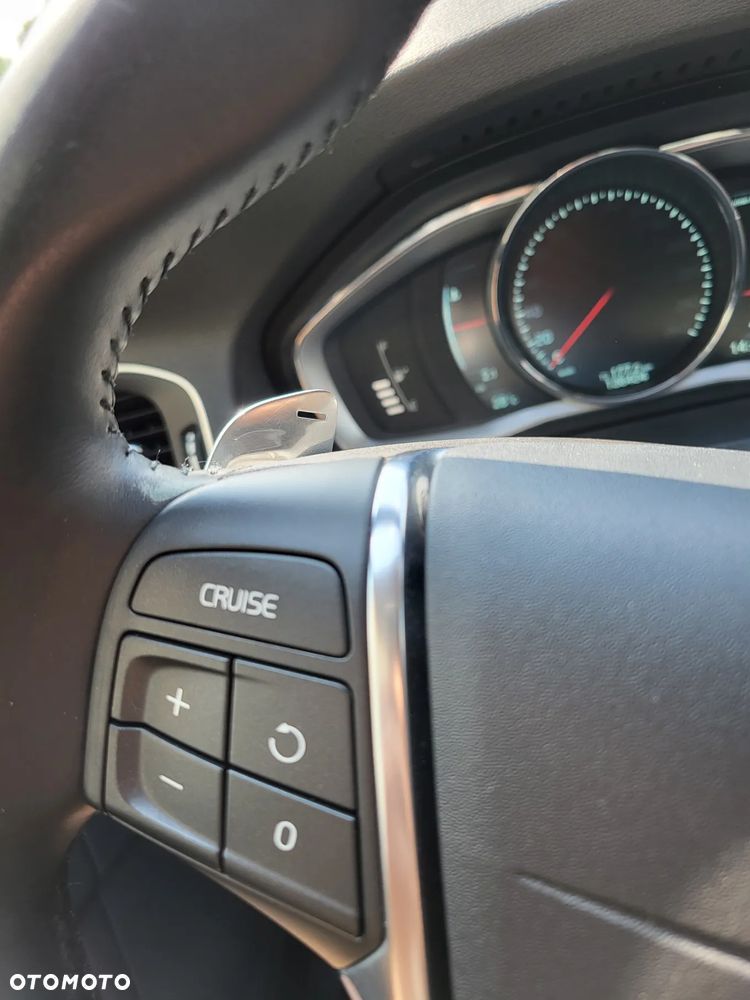 Volvo S60 T6 AWD Geartronic Summum - 32