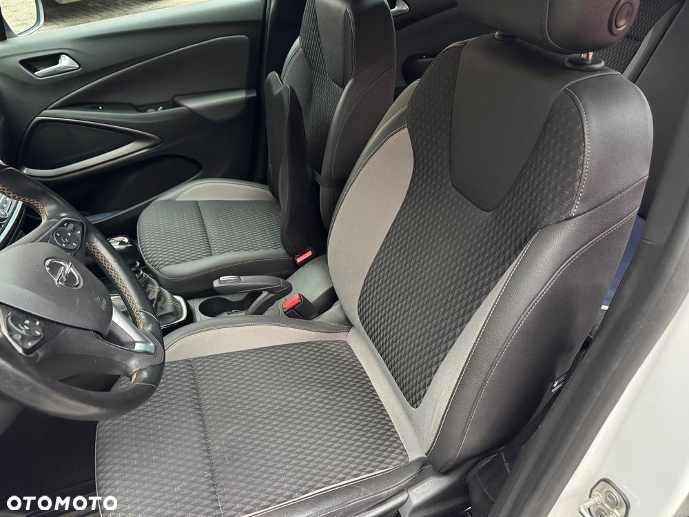 Opel Crossland X 1.2 T Edition S&S - 9