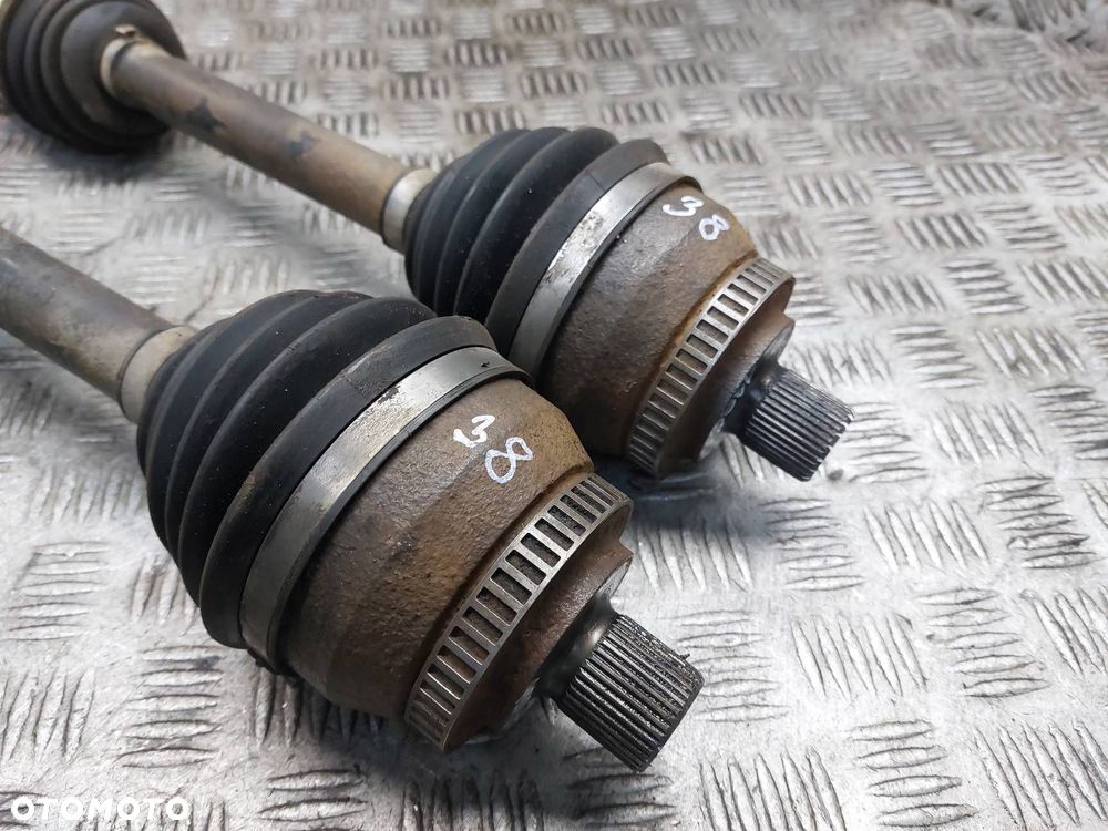 PÓŁOŚ LEWY PRZÓD + PRAWY PRZÓD SHARAN MK1 LIFT 2.8 VR6 MANUAL - 2