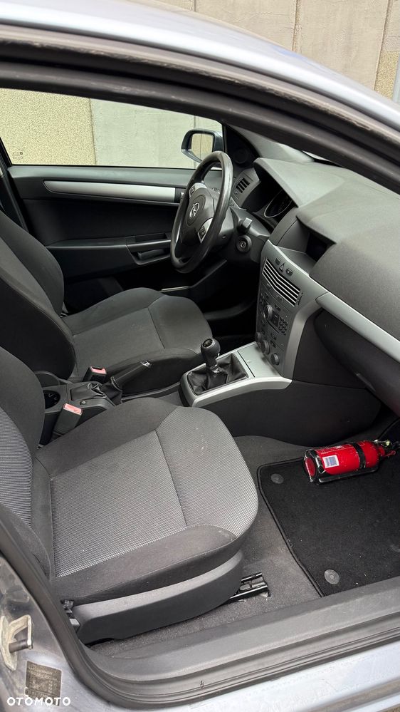 Opel Astra 1.4 - 12