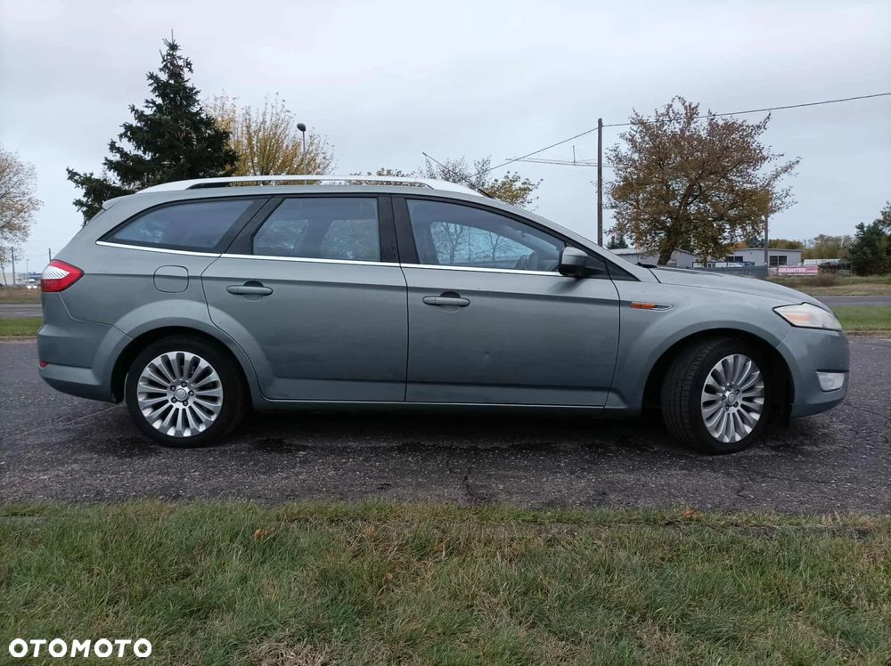 Ford Mondeo - 17