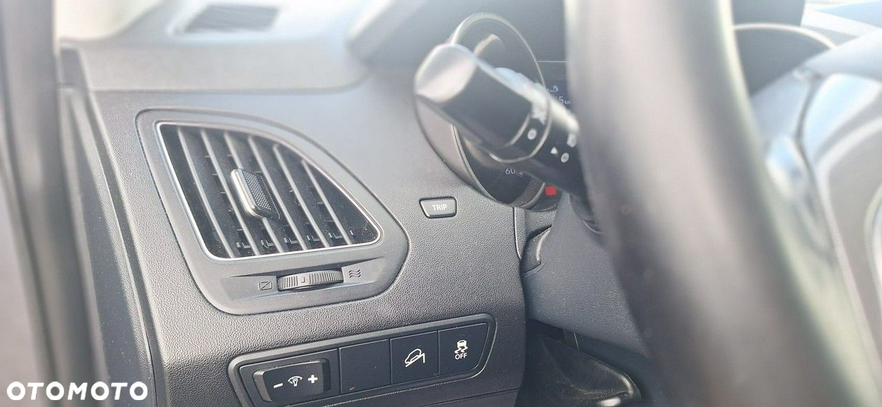 Hyundai ix35 - 21