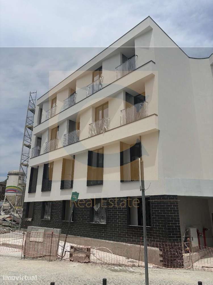 Excelente Oportunidade de Investimento - Escrituras a realizar em set - Grande imagem: 4/11