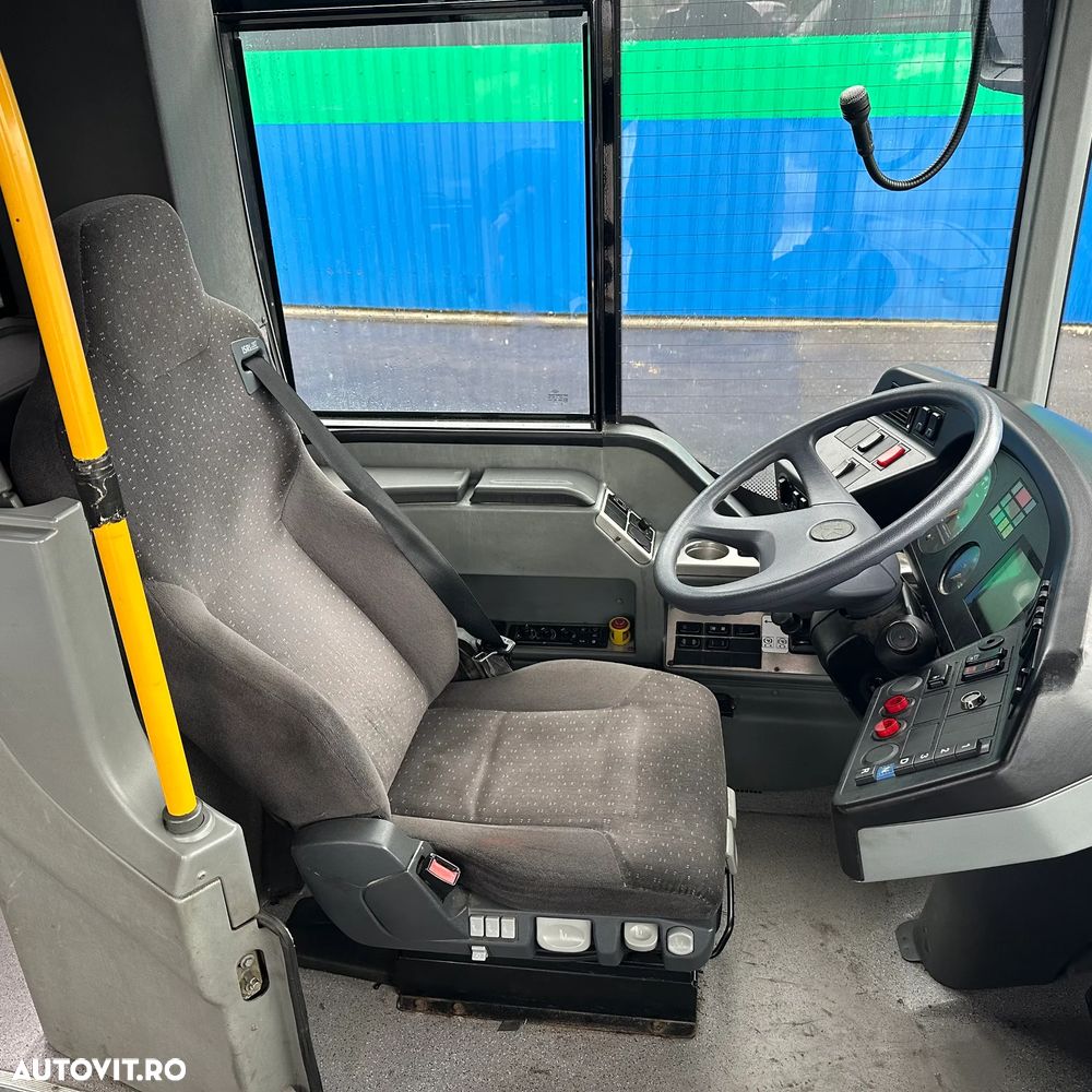 Setra S 415 NF Euro 5 - 677k km/ Clima / Cutie automată ZF / Retarder 5 trepte / 43+38 locuri - 12