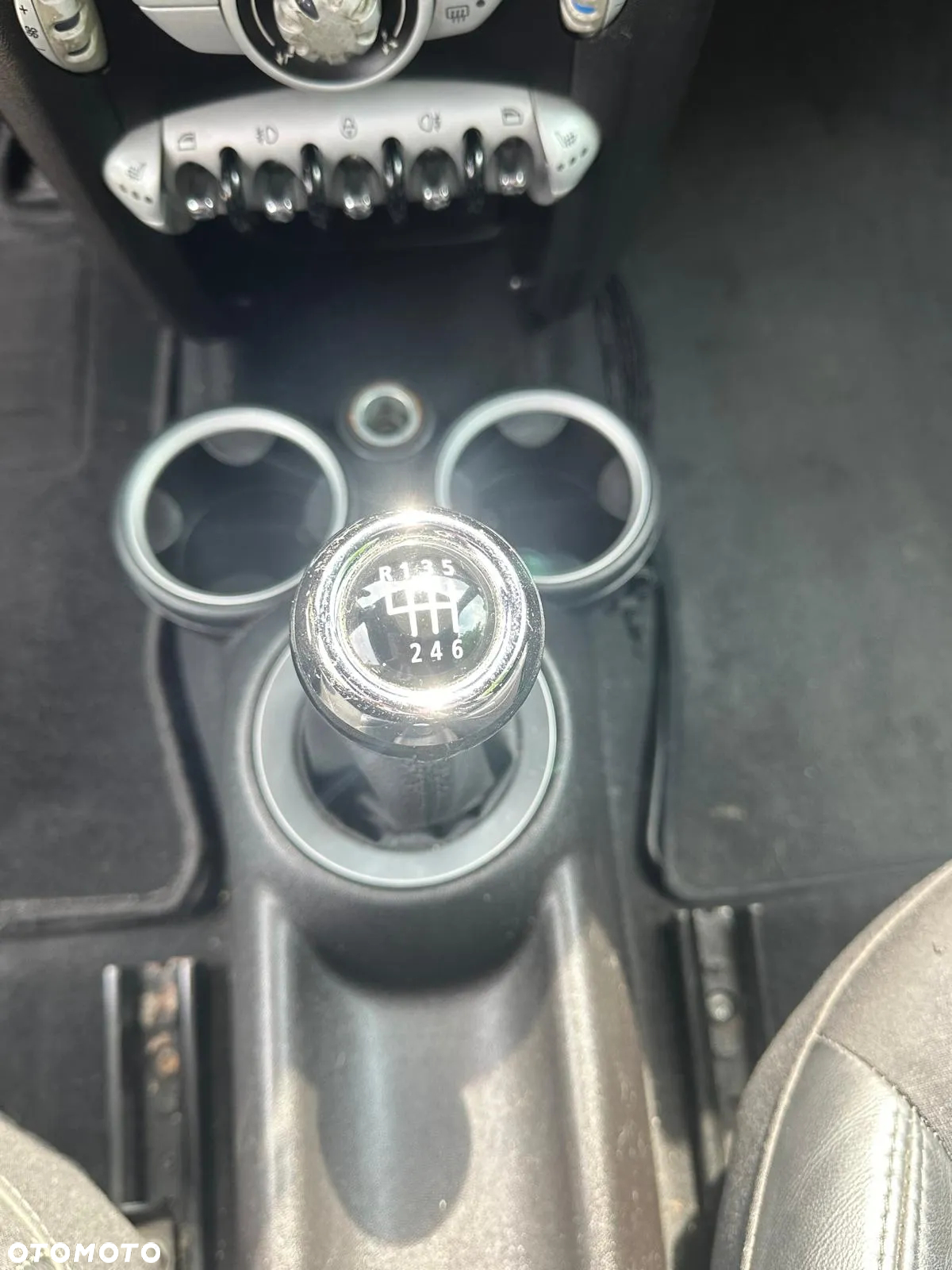 MINI Cooper Standard - 8