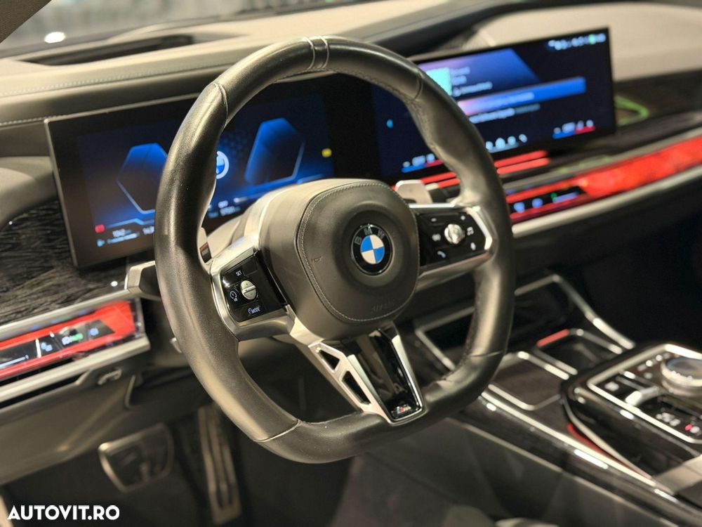 BMW Seria 7 740d xDrive MHEV - 18