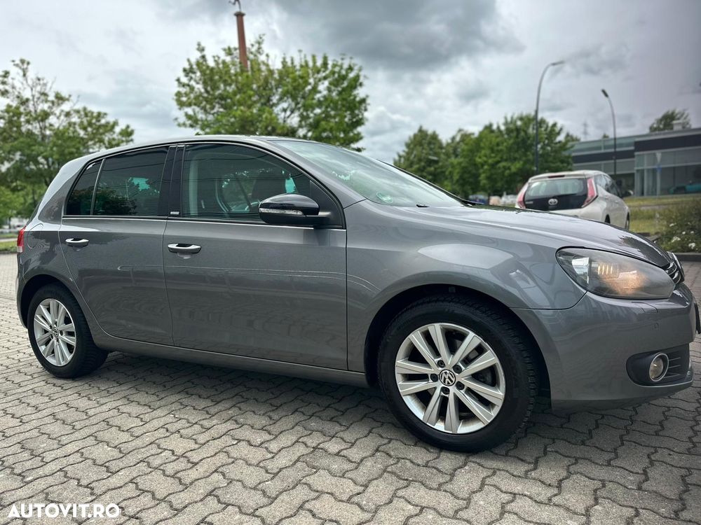 Volkswagen Golf - 16