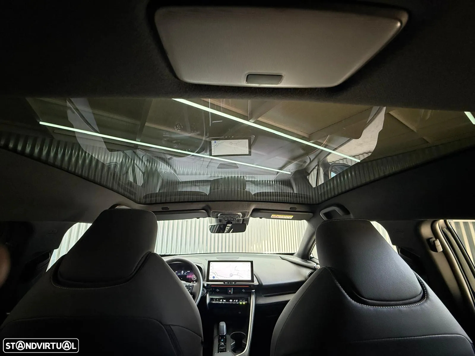 Toyota C-HR 1.8 Hybrid Lounge - 27