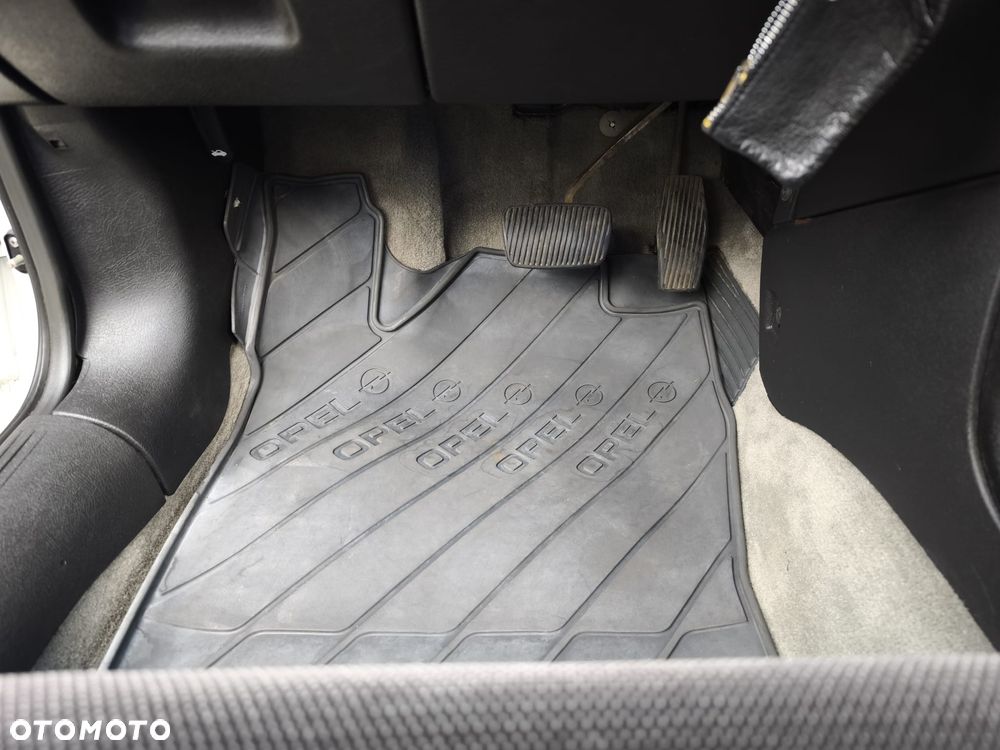 Opel Vectra - 37