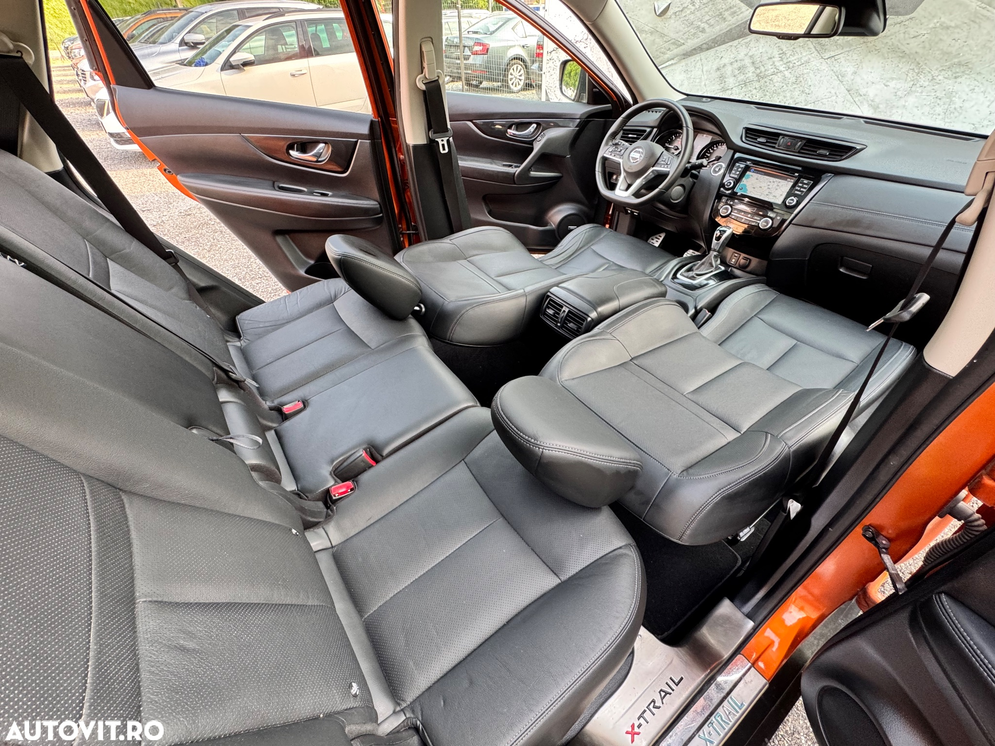 Nissan X-Trail 2.0 dCi ALL-MODE 4x4i Xtronic Tekna - 8