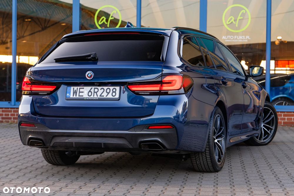 BMW Seria 5 520d xDrive M Sport sport - 2