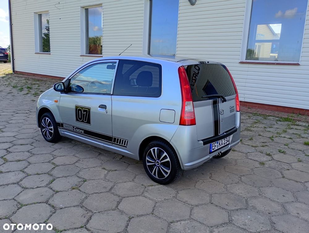Daihatsu Cuore - 3