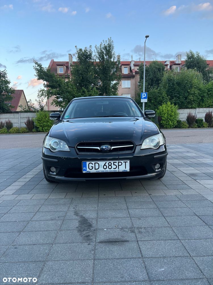 Subaru Legacy - 1