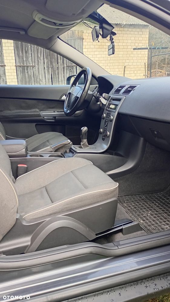 Volvo C30 1.6D - 19