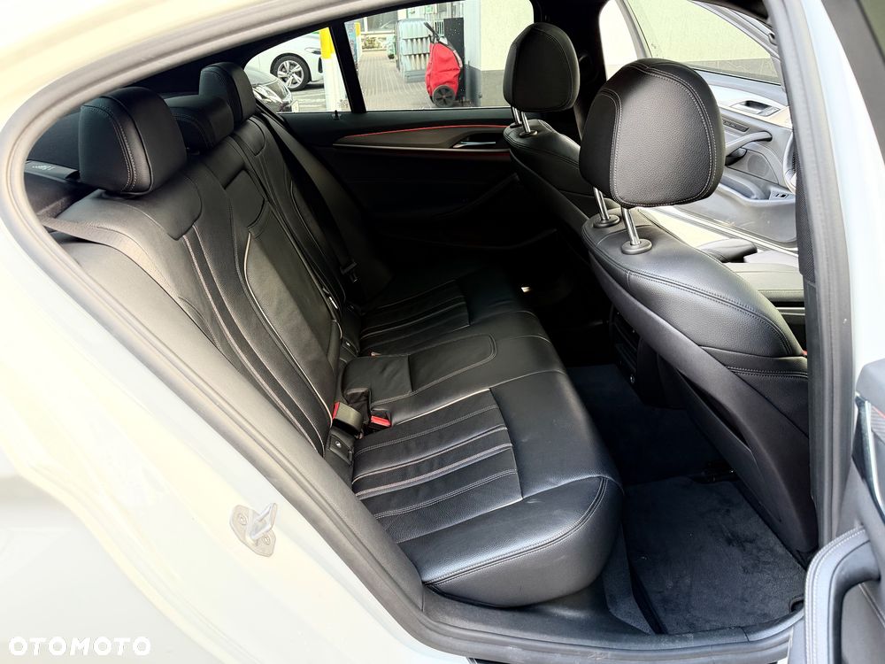 BMW Seria 5 530i xDrive M Sport sport - 18