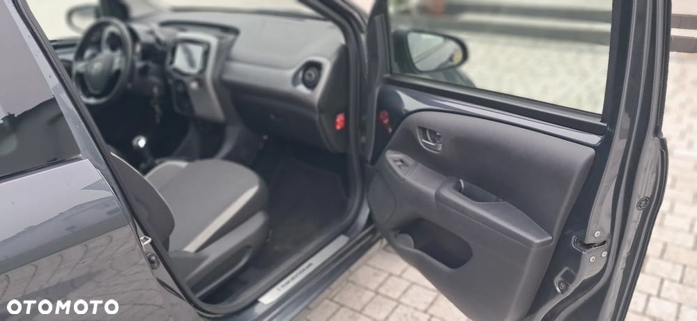 Toyota Aygo x-play Team Deutschland - 16