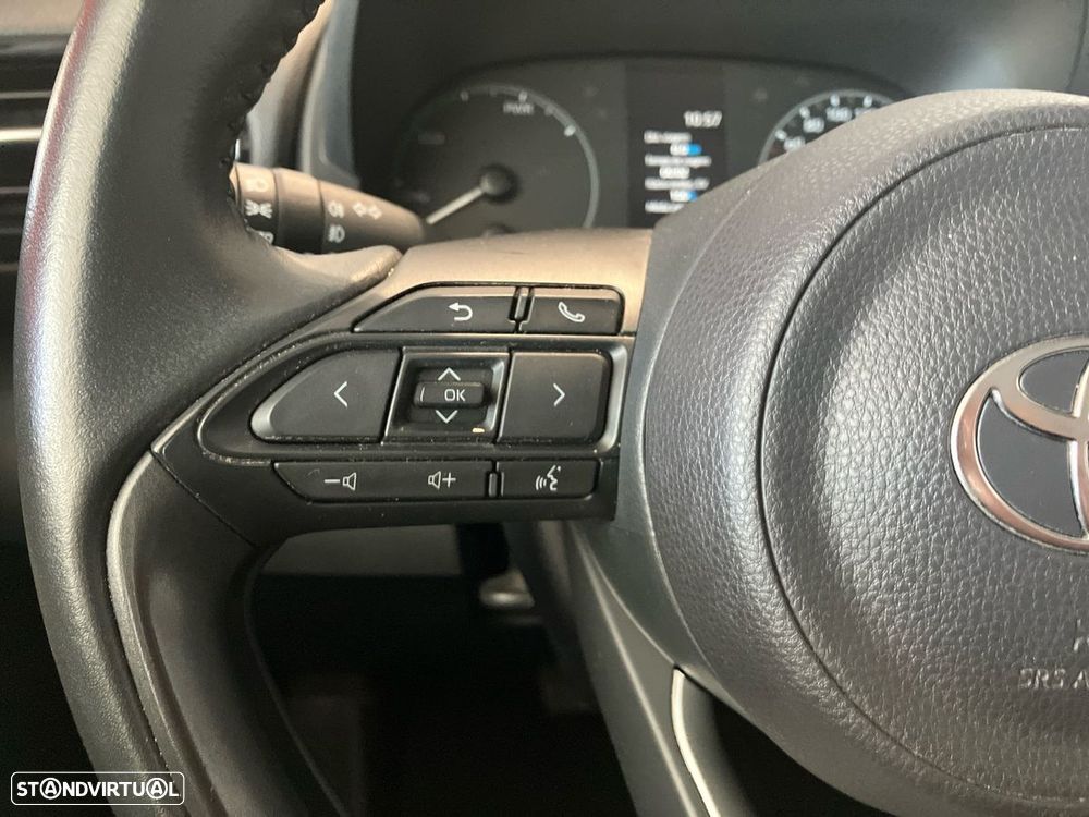 Toyota Yaris 1.5 HDF Comfort Plus - 29